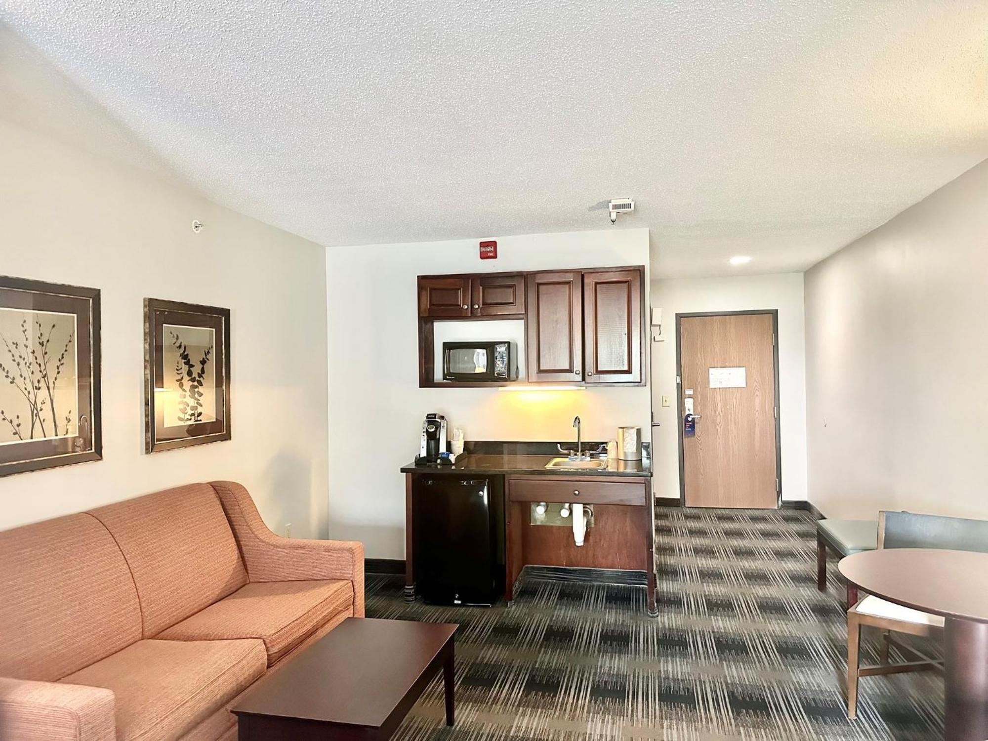 Hotel Express And By Ihg