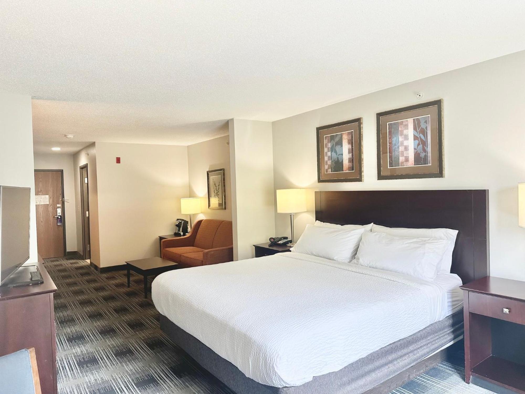 Hotel Express And By Ihg