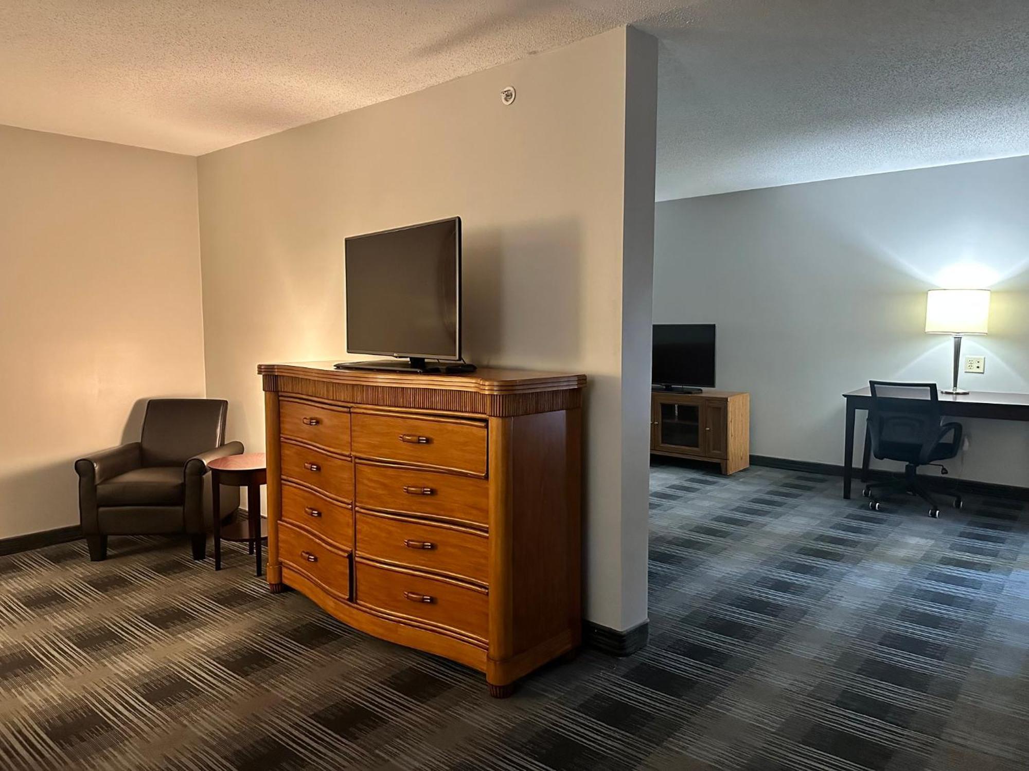 Express And By Ihg Hotel Meriden