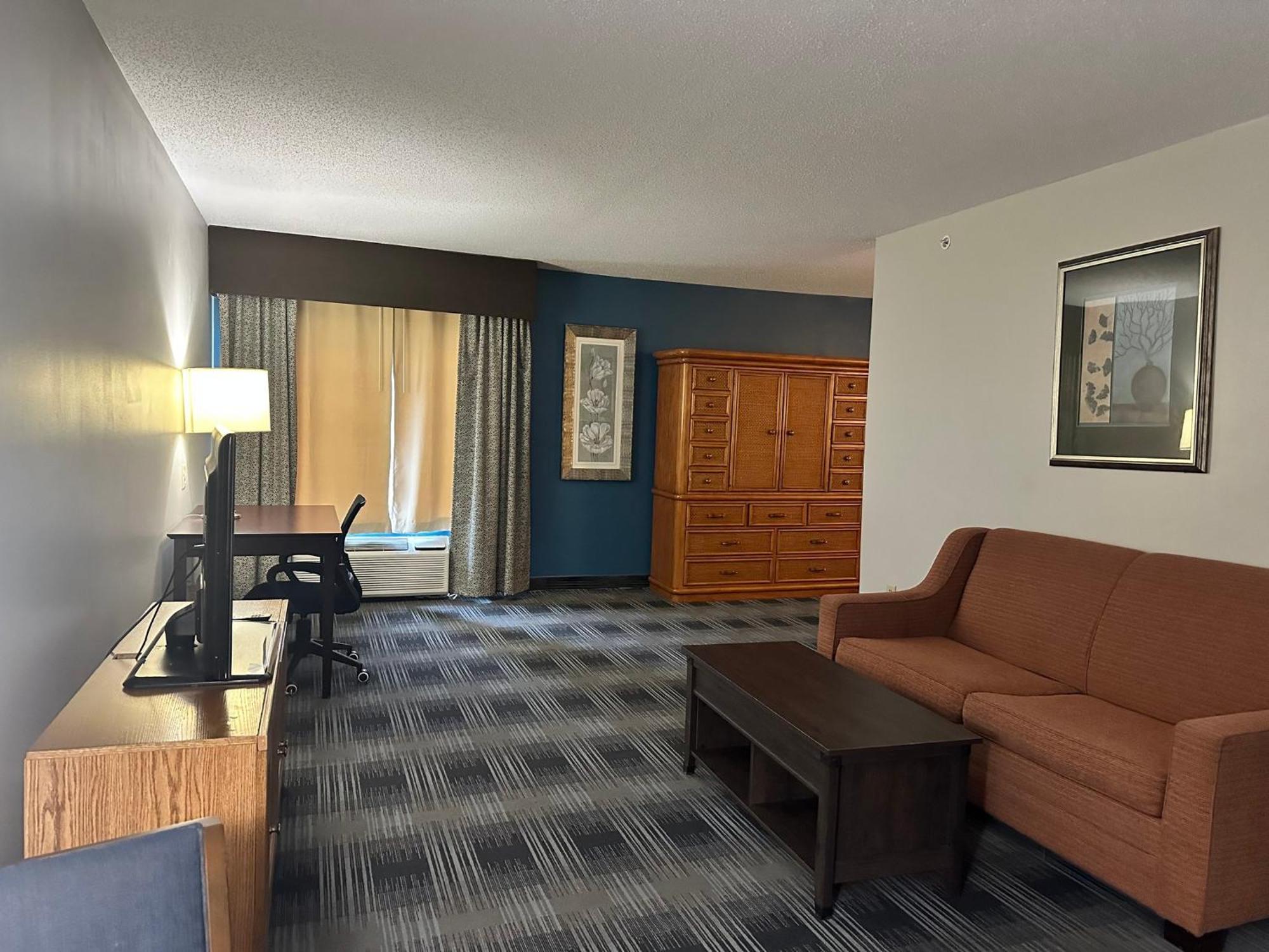 Express And By Ihg Meriden
