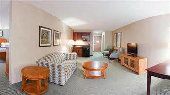Holiday Express&suites 3* Meriden