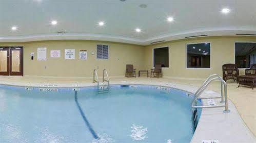 Hotel Holiday Express And By Ihg Meriden